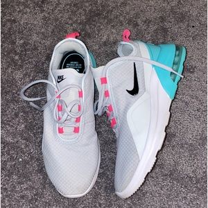 Nike Air Max Motion 2